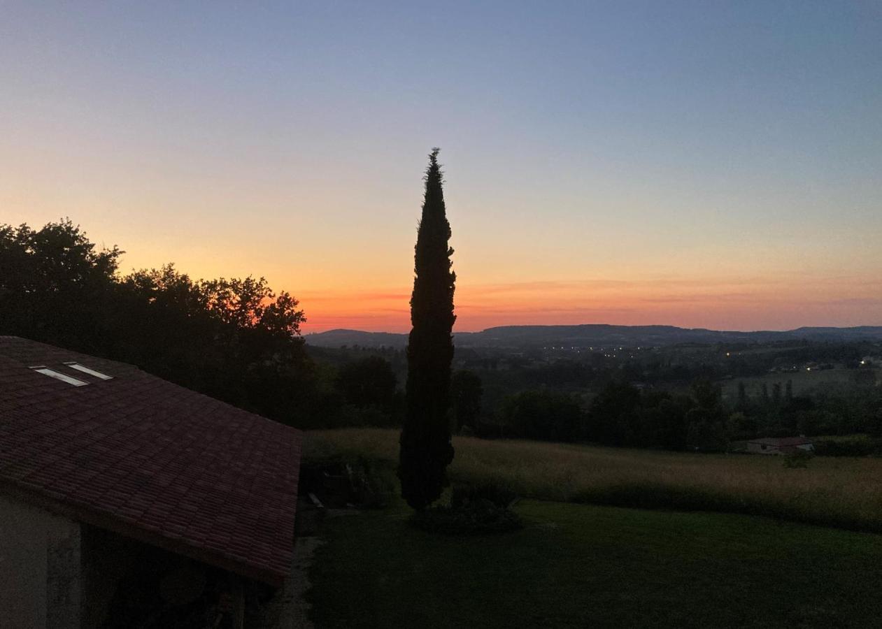 La Bastide Portoly B&B "Pruneaux" Penne-d'Agenais Exterior photo